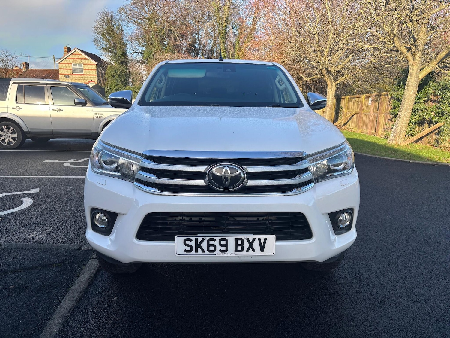 Used Toyota Hilux 2019 for sale - 77015853: Photo 2
