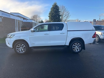 Used Toyota Hilux 2019 for sale - 77015853: Photo