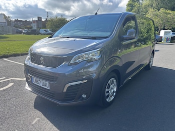Used Peugeot Traveller 2017 for sale - 79441280: Photo