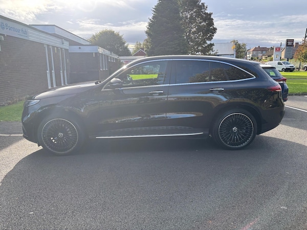 Used Mercedes-Benz EQC 2022 for sale - 76200023: Photo 3