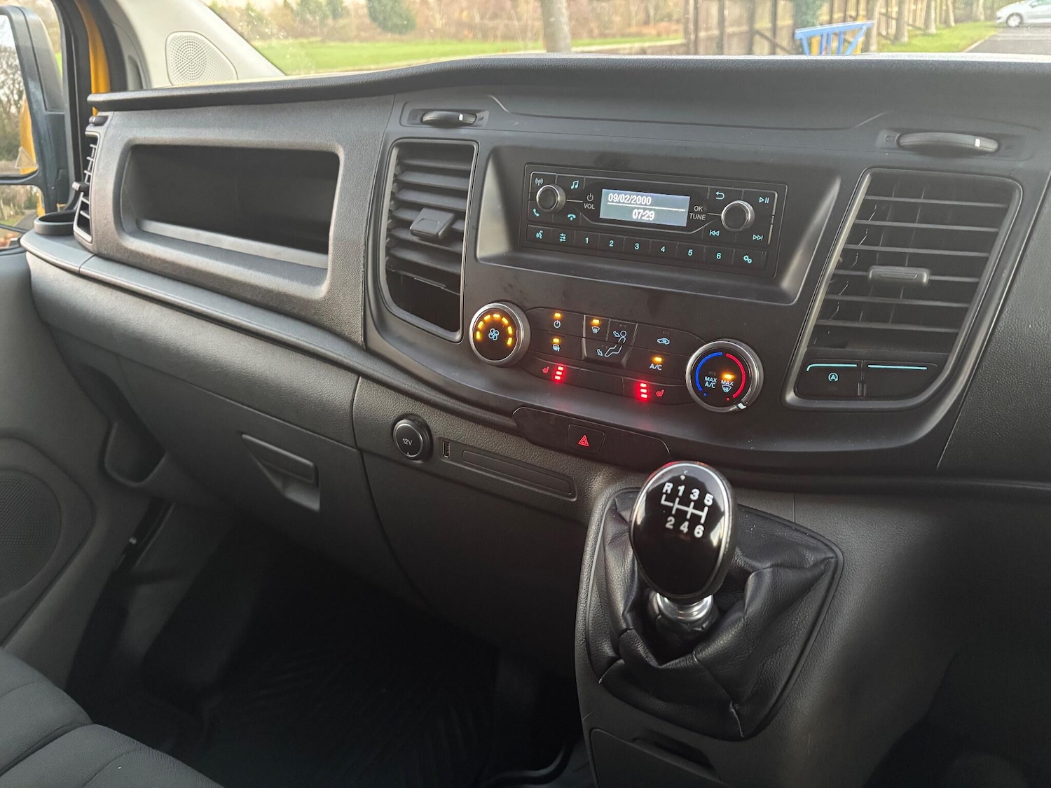 Used Ford Transit Custom 2019 for sale - 76608293: Photo 11