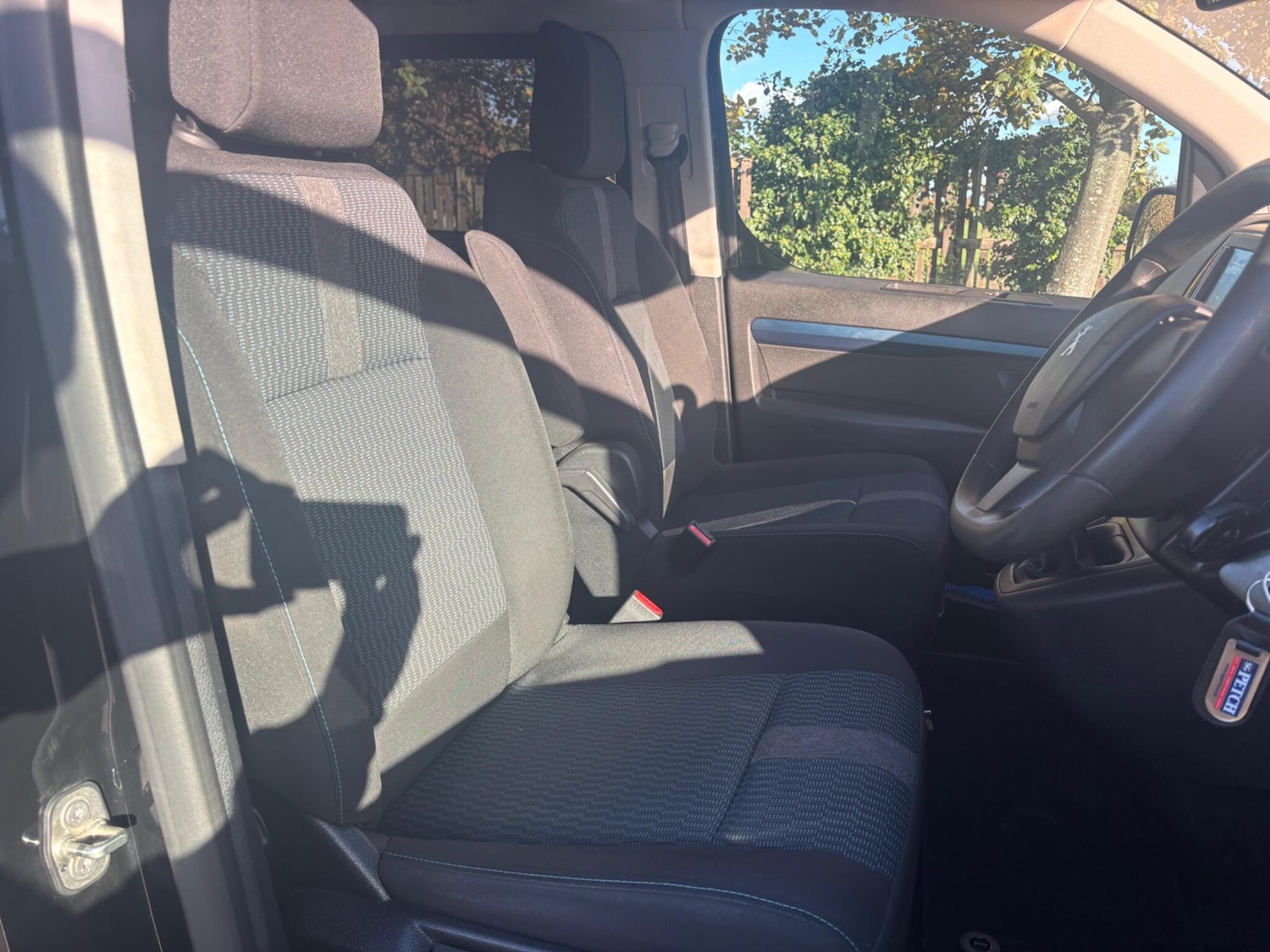 Used Peugeot Traveller 2019 for sale - 76388392: Photo 9