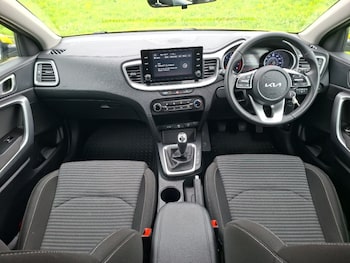 Used Kia Ceed 2023 for sale - 79126663: Photo