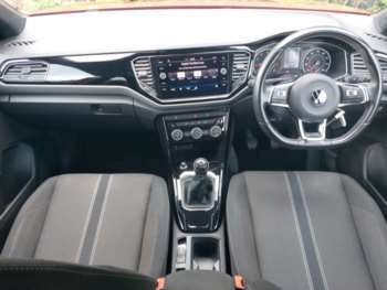 Used Volkswagen T-Roc 2021 for sale - 74809479: Photo