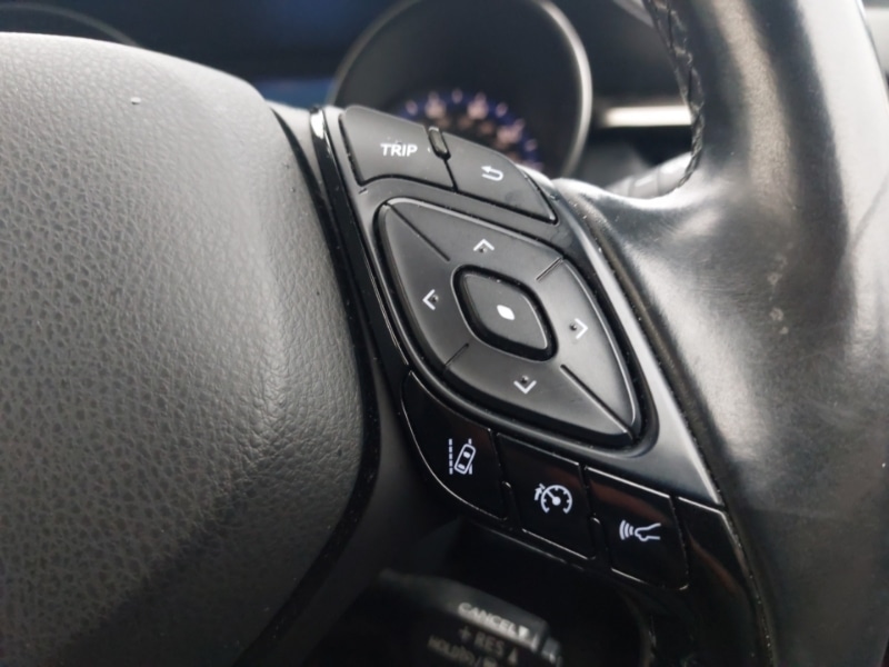 Used Toyota C-HR 2019 for sale - 77922589: Photo 12