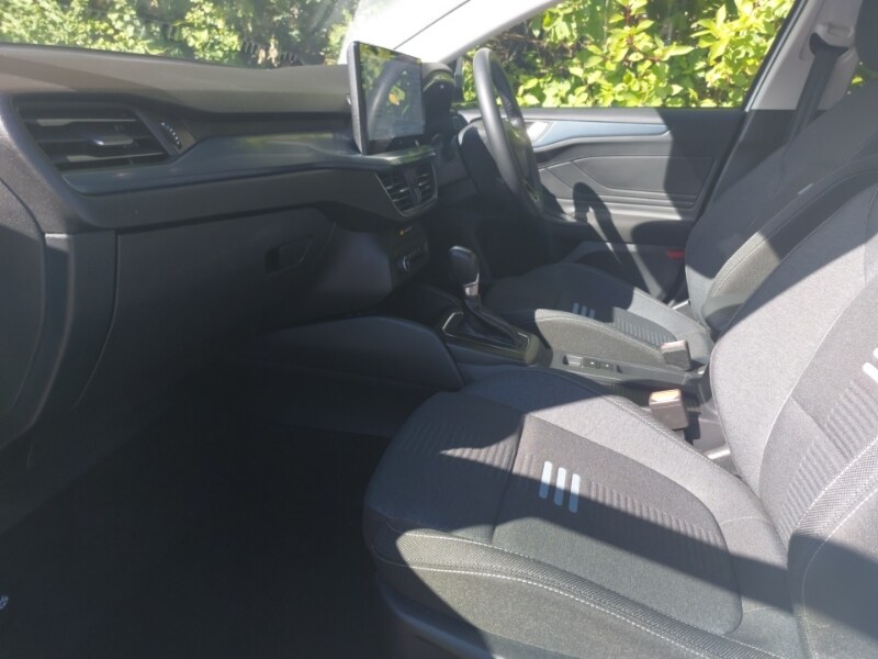 Used Ford Focus 2023 for sale - 77947486: Photo 5