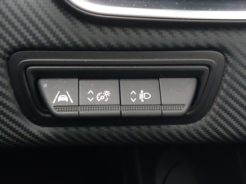 Used Renault Clio 2023 for sale - 76721942: Photo 18