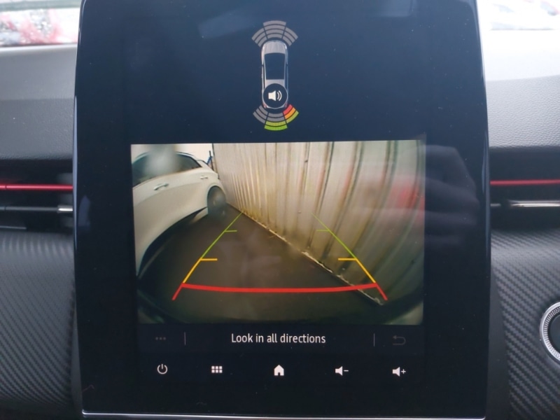 Used Renault Clio 2023 for sale - 76928420: Photo 12