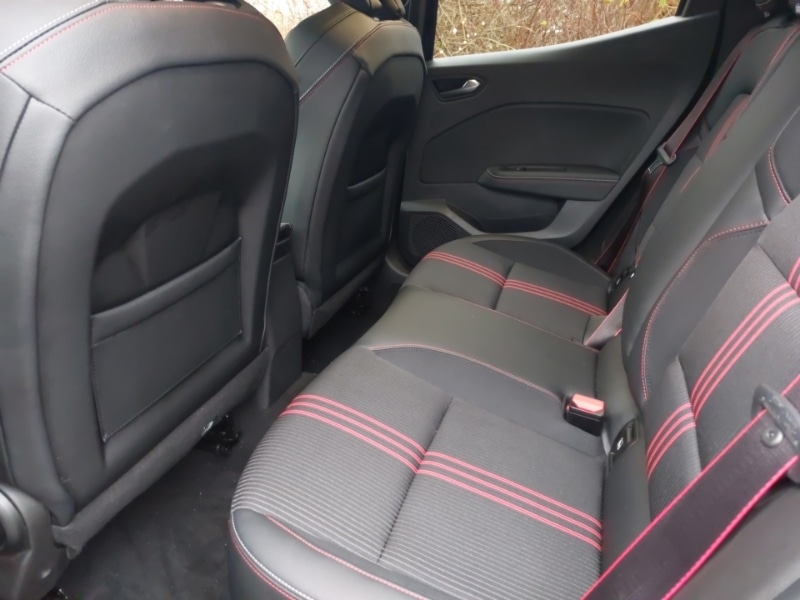 Used Renault Clio 2023 for sale - 76928420: Photo 6