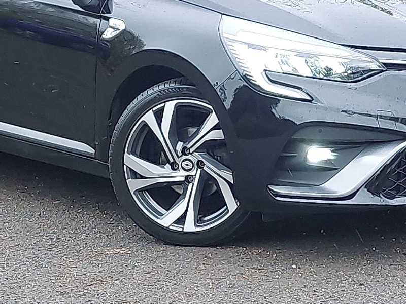 Used Renault Clio 2023 for sale - 76928420: Photo 9