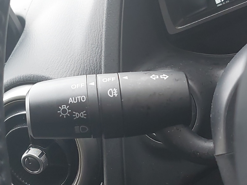 Used Mazda Mazda2 2023 for sale - 76408222: Photo 16