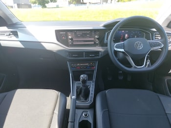 Used Volkswagen Taigo 2024 for sale - 78700391: Photo
