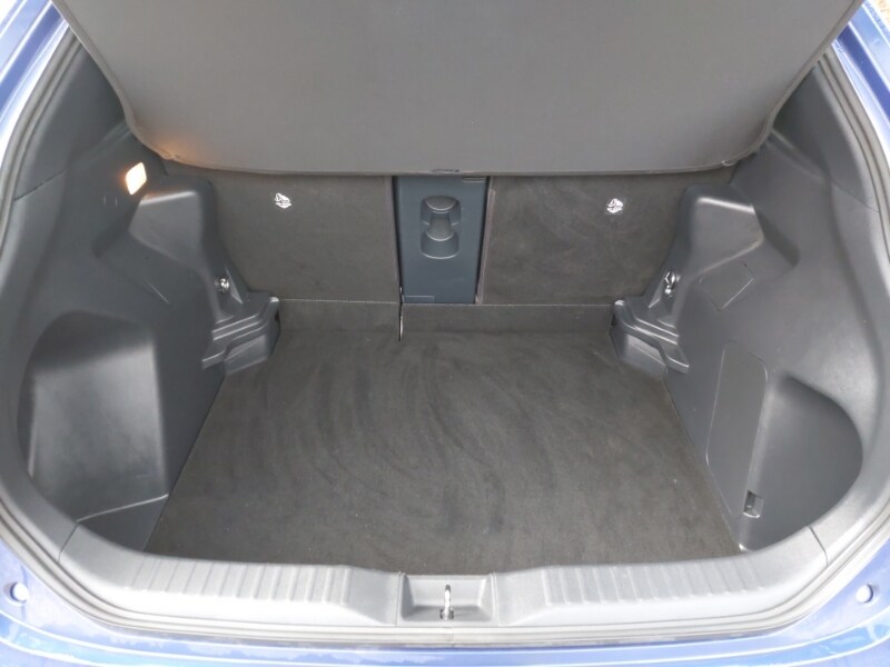 Used Toyota Yaris Cross 2022 for sale - 77338517: Photo 8