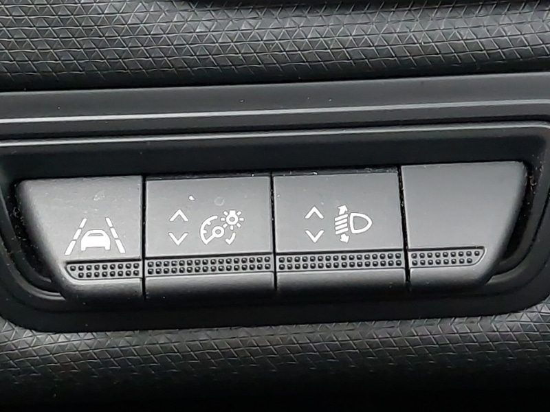 Used Renault Clio 2022 for sale - 76737135: Photo 18