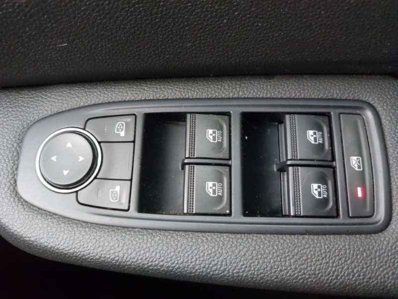 Used Renault Clio 2022 for sale - 76737135: Photo 19