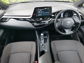 Used Toyota C-HR 2021 for sale - 75921396: Photo