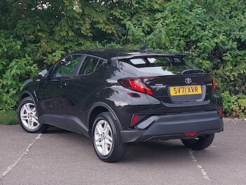 Used Toyota C-HR 2021 for sale - 75921396: Photo