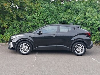 Used Toyota C-HR 2021 for sale - 75921396: Photo