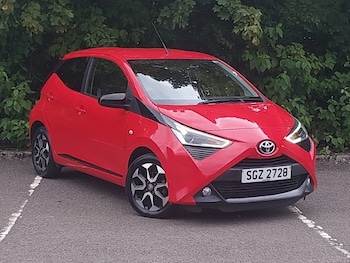 2020 - 1.0 VVT-i X-Trend TSS 5dr x-shift