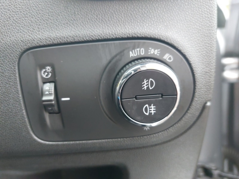 Used Vauxhall Crossland 2022 for sale - 76160776: Photo 14