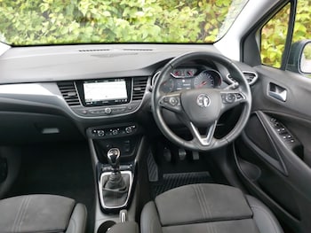 Used Vauxhall Crossland 2022 for sale - 76160776: Photo 2