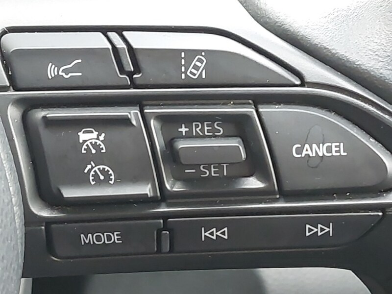 Used Toyota Yaris Cross 2022 for sale - 77311746: Photo 17