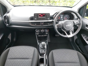 Used Kia Picanto 2023 for sale - 76208562: Photo 2