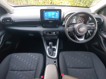 Used Toyota Yaris 2024 for sale - 76393089: Photo