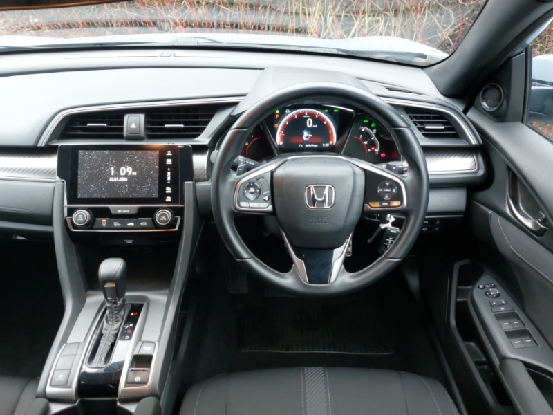 Used Honda Civic 2018 for sale - 77284138: Photo 7