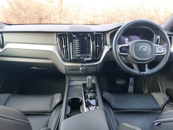 Used Volvo XC60 2022 for sale - 77343267: Photo