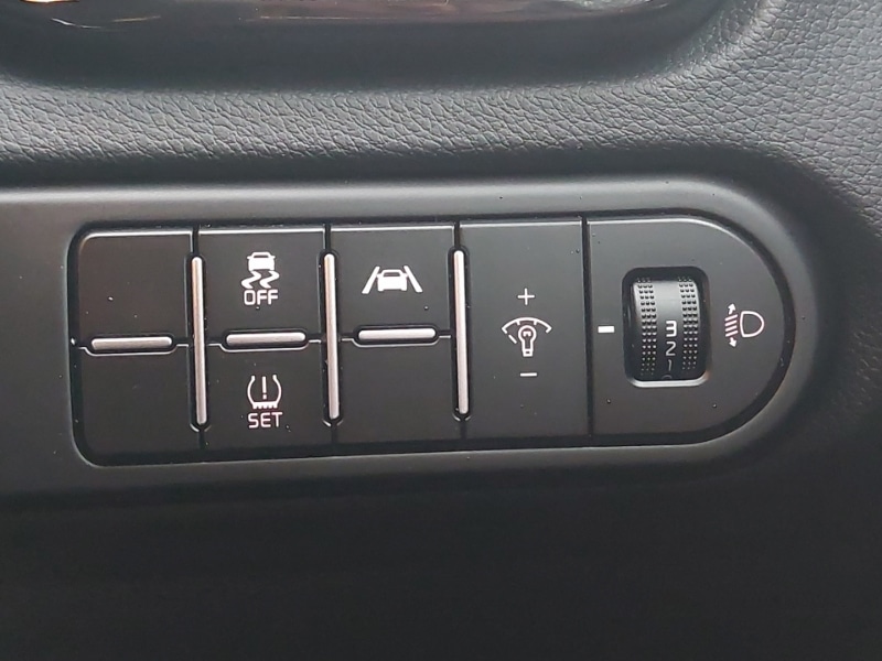 Used Kia Ceed 2025 for sale - 76737117: Photo 18