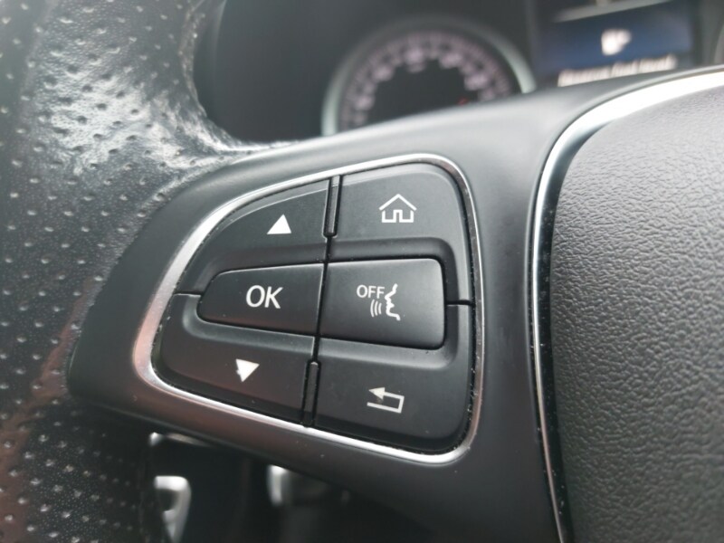 Used Mercedes-Benz GLC 2019 for sale - 76301876: Photo 14