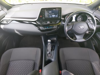 Used Toyota C-HR 2022 for sale - 75933910: Photo