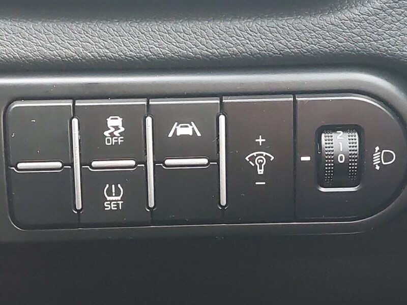 Used Kia XCeed 2023 for sale - 76543648: Photo 18