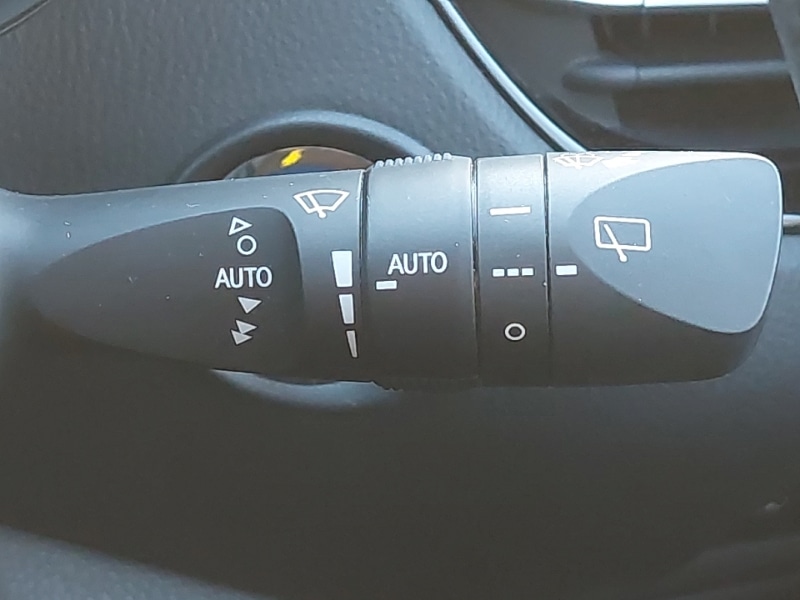 Used Toyota C-HR 2022 for sale - 76763580: Photo 17