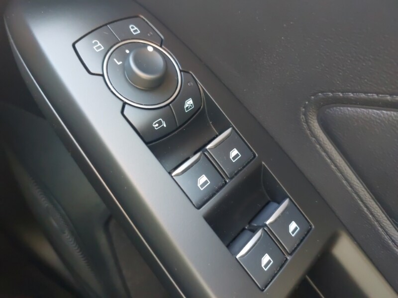 Used Ford Focus 2023 for sale - 76054401: Photo 13
