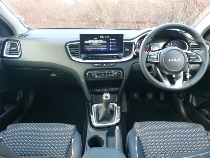 Used Kia XCeed 2025 for sale - 77209379: Photo 2