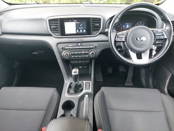Used Kia Sportage 2018 for sale - 76083535: Photo 2