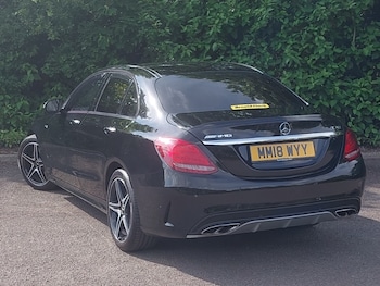 Used Mercedes-Benz C Class 2018 for sale - 76964260: Photo