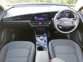 Used Kia Niro 2023 for sale - 76648551: Photo