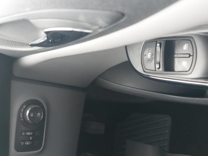 Used Vauxhall Corsa 2018 for sale - 77630395: Photo 19