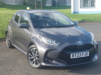 Used Toyota Yaris 2023 for sale - 78546548: Photo