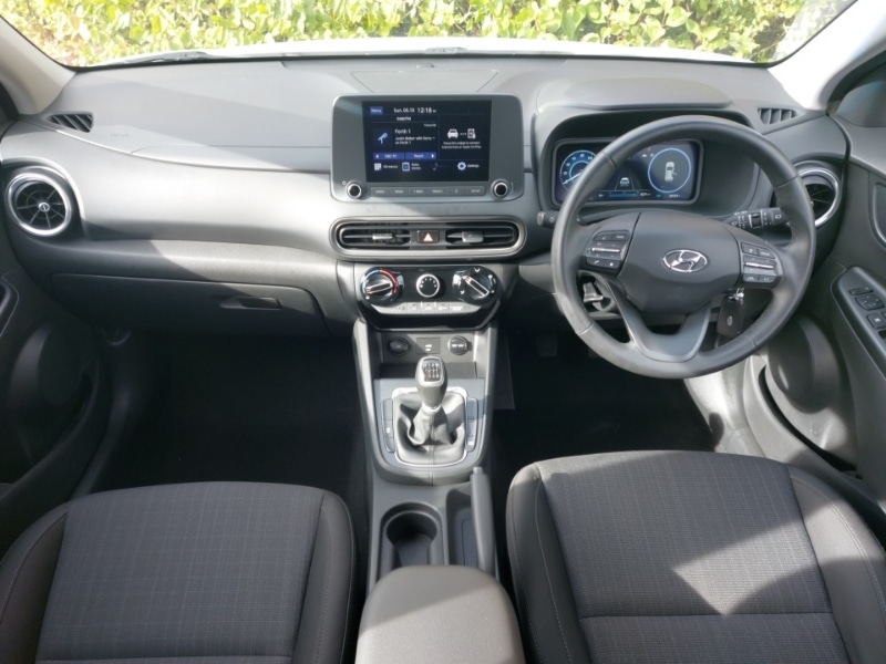 Used Hyundai KONA 2021 for sale - 76177920: Photo 2