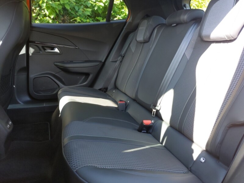 Used Peugeot 2008 2022 for sale - 77047252: Photo 6