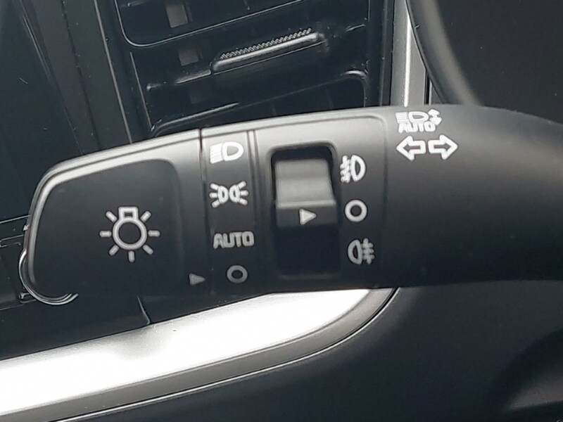 Used Kia Stonic 2023 for sale - 77568968: Photo 17