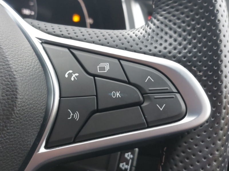 Used Renault Captur 2021 for sale - 76195460: Photo 15