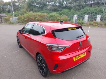 Used Renault Clio 2024 for sale - 76052044: Photo 3