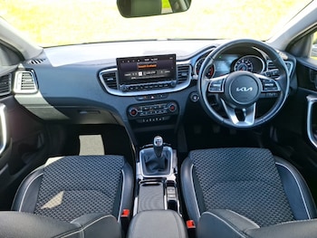 Used Kia XCeed 2023 for sale - 79037973: Photo