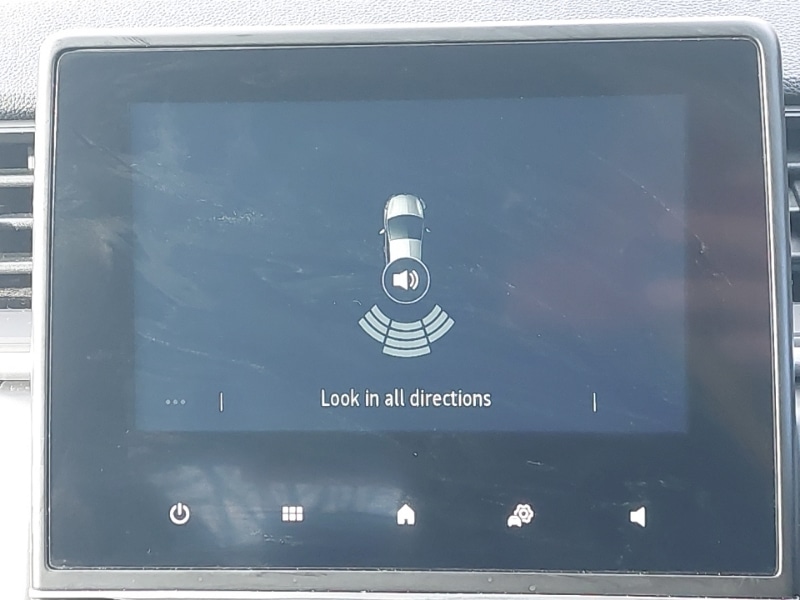 Used Renault Captur 2023 for sale - 76533315: Photo 10