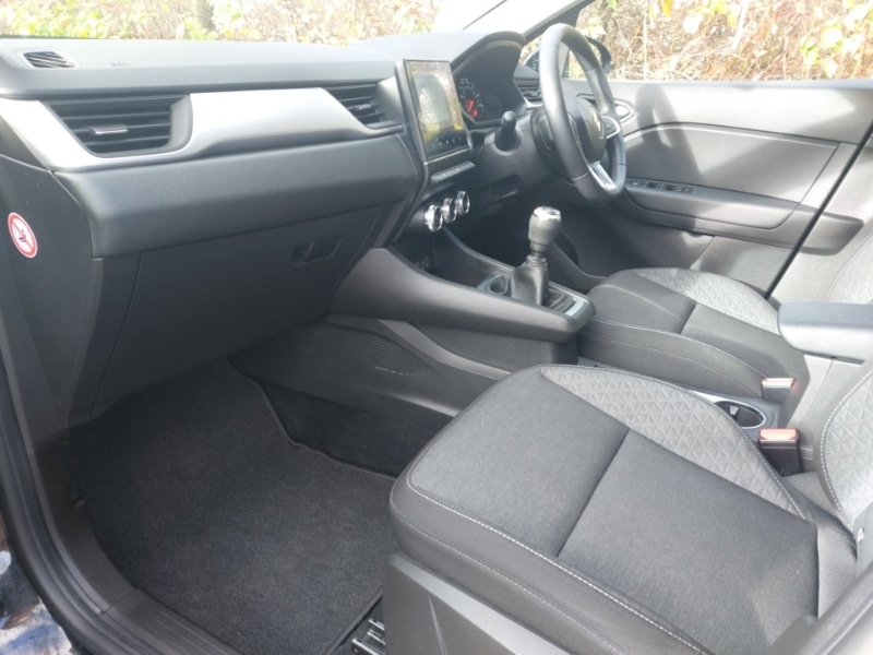 Used Renault Captur 2023 for sale - 76533315: Photo 5